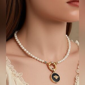 Bee Charm Pearl Necklace